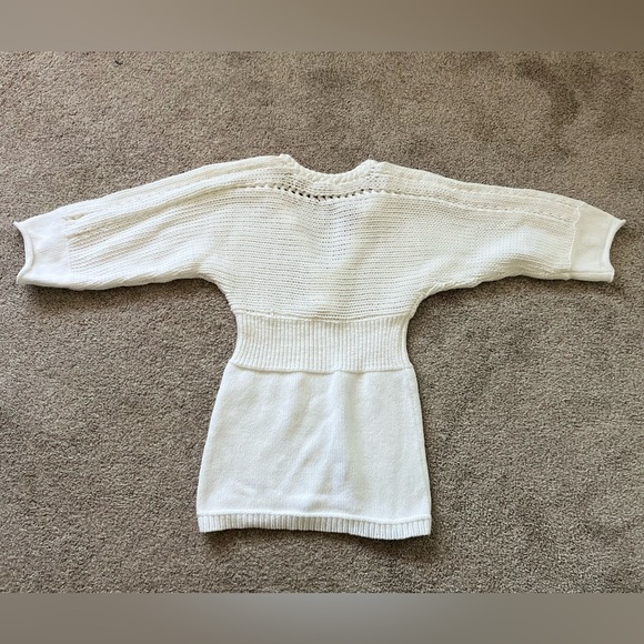 Armani Exchange White Women's 3/4 Sleeve Top,Size S - Picture 5 of 5